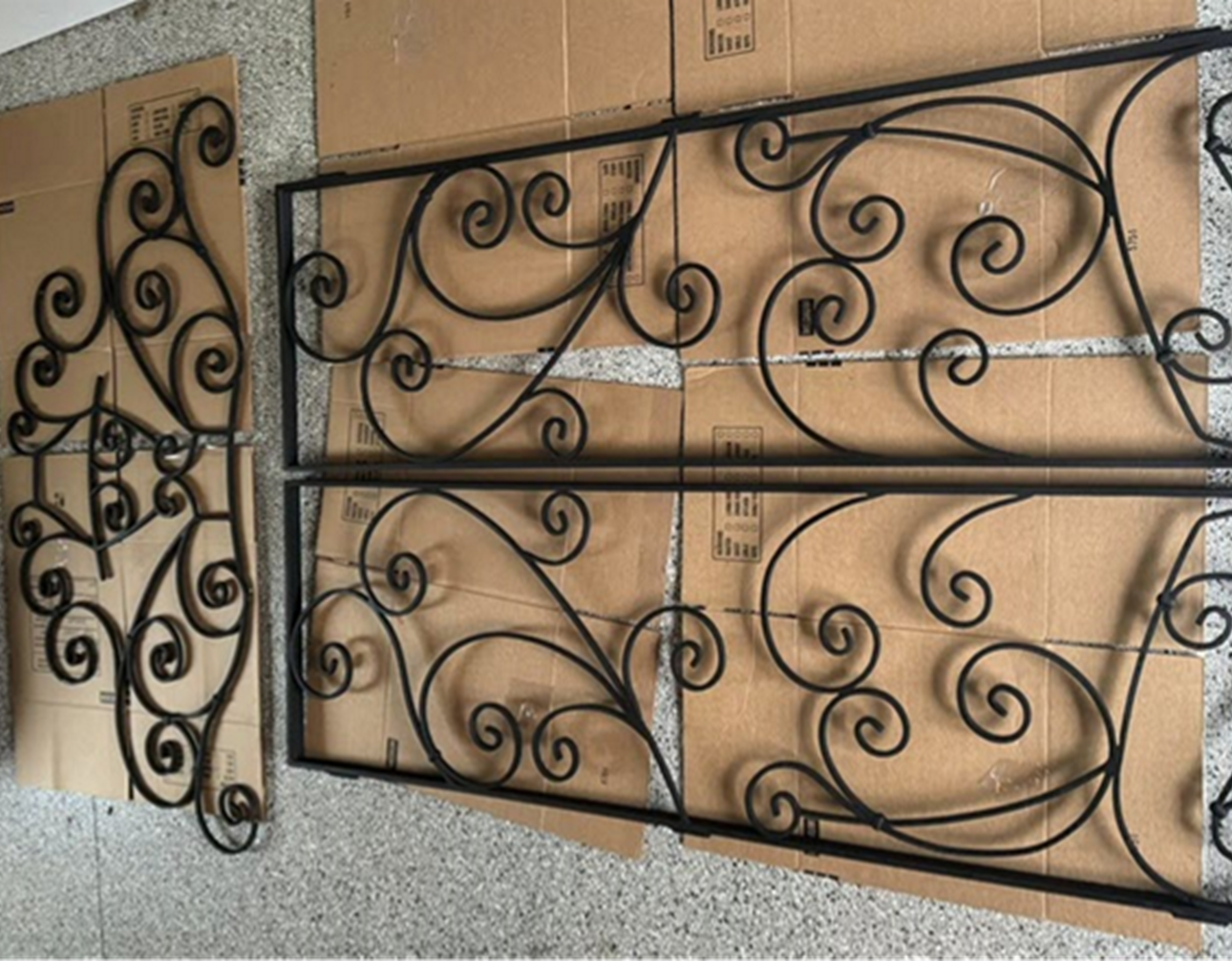 Fire pits & decorative metal